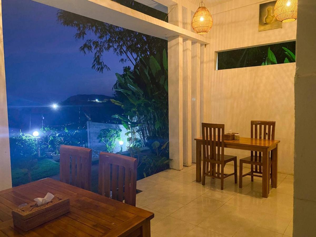 The Hill View Lombok Hotel Kuta  ภายนอก รูปภาพ