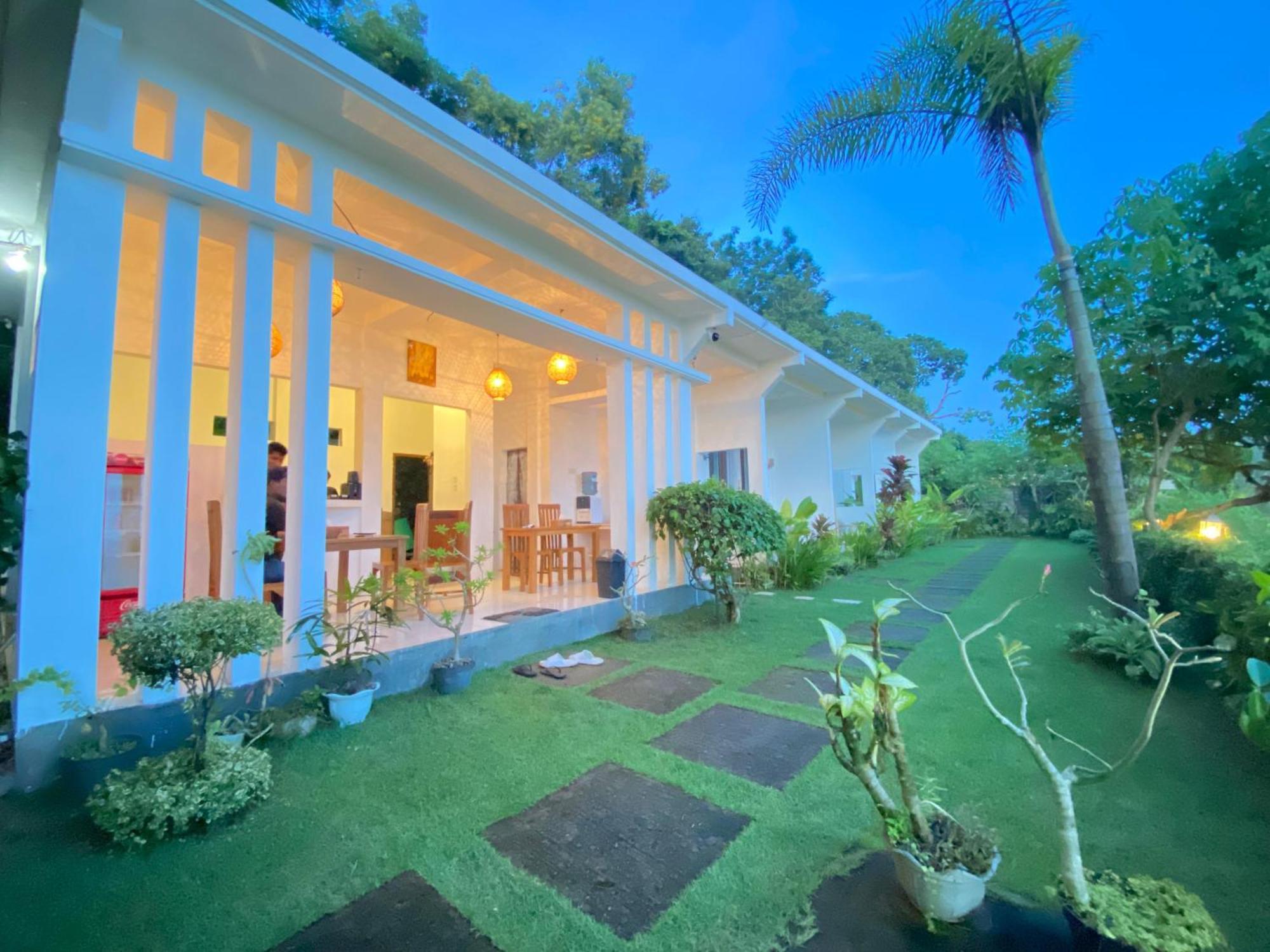 The Hill View Lombok Hotel Kuta  ภายนอก รูปภาพ